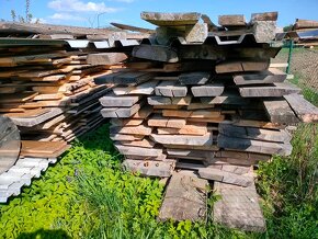 jasanové fošny a desky a krapet olše - 2