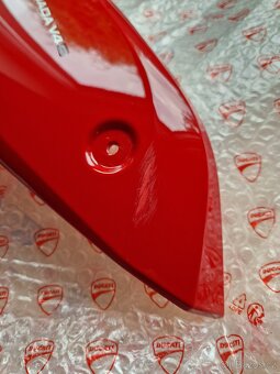 Plastový kryt multistrada v4 - 2