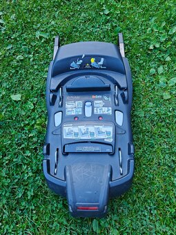 Autosedačky a základna besafe - 2