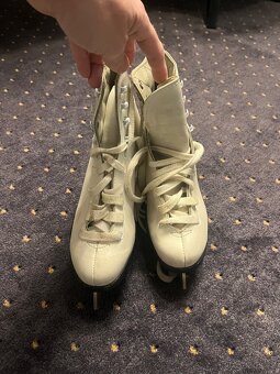 Dámské brusle-vel.38 - 2