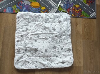 Klasická šněrovací zavinovačka New Baby - 2