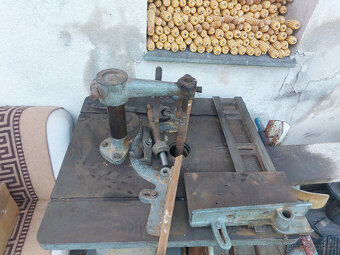 Spodní frézka, fréza, dřevoobrábecí čepovací - 2