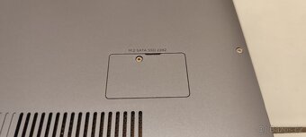 notebook Umax VisionBook 15Wg s Win11 z listopadu 2022 - 2