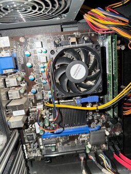 PC AMD A8, 8GB RAM + 24 - 2
