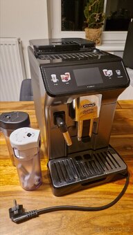 Delonghi Eletta Explore skvělý stav - 2