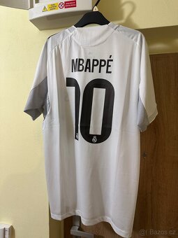 Adidas dres Real Madrid Mbappe 25/26 - 2