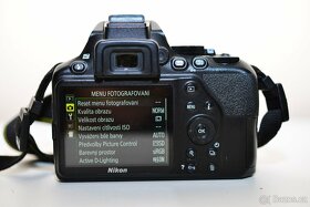 Nikon D3500 + příslušenství - 2
