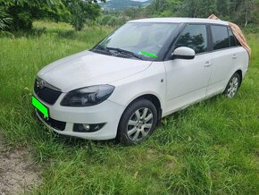 Fabia 2 II kombi pravé levé přední zadní dveře bílá - 2