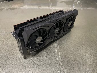 Grafická Karta RX 5600 XT ASUS ROG STRIX - 2