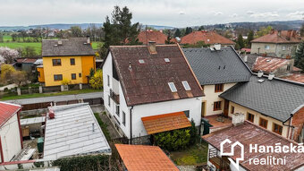 Prodej prostorného RD se zahradou a garáží v... - 2