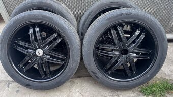 Land Cruiser J 200 - 2