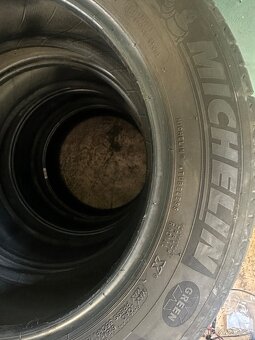 Pneu 205/55R 16 - 2