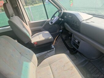 Volkswagen LT 35 2.5 TDI - double cab - 7 míst - tažné - - 2