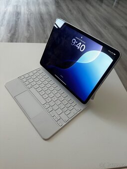 Apple Magic Keyboard White iPad Pro 11/Air - CZ - 2
