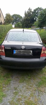 Volkswagen Passat 1.6 - 2