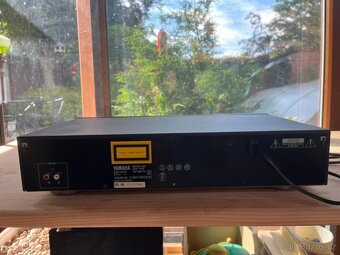 Yamaha CDX 470 - CD přehrávač - 2