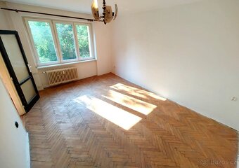 Pronájem bytu 2+1 53m², ul. 1. máje, blok 350, Most - 2