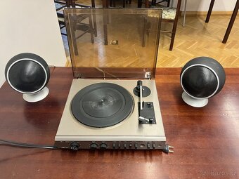 Gramofon TESLA NZC 300 - 2