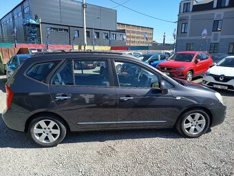 KIA Carens 2,0i16V Family 106kw - 2