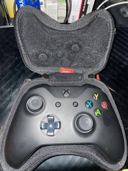 Xbox Wireless Controller - 2