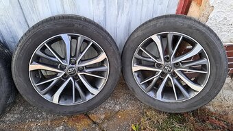 Letní sada alu kol 215/55/17 Toyota - 2