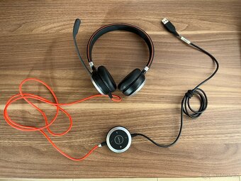 Prodám sluchátka JABRA Evolve 40 MS Stereo USB-A - 2