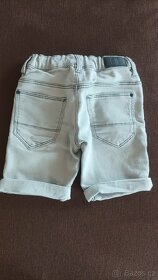 Kraťasy Takko vel.128 - 2