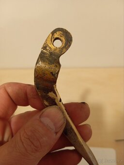 Mosazná páčka na předválečnou motorku - 2