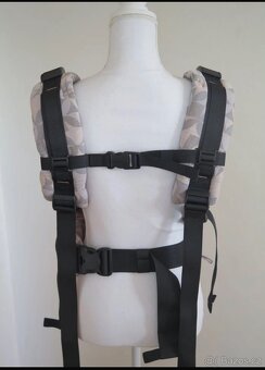 Ergonomicke nositko Fidella - 2