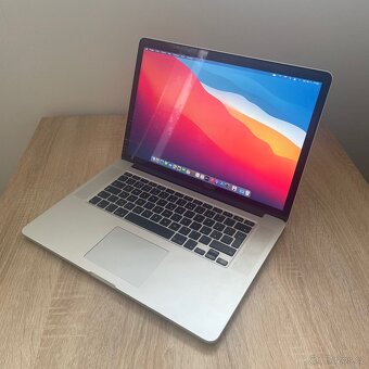 Apple MacBook Pro 15 - 2