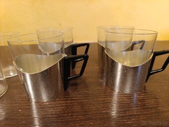 Skleničky s ouškem - 2