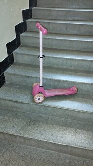 Koloběžka tříkolka - 2