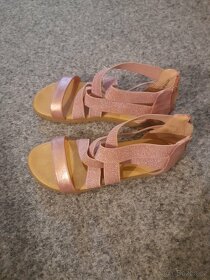 Dívčí sandálky - 2
