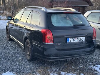 Toyota Avensis 1.8 - 2