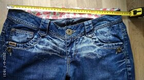 DÁMSKÉ DŽÍNY ZN. MOGUL - 2