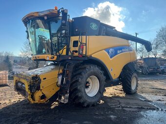 New Holland CR9080 - 2