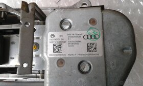 Audi A6 4F - sloupek řízení - 2