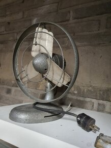 Starý stolní větrák - 2
