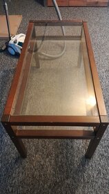 Konferenční stolek masiv+sklo - 2