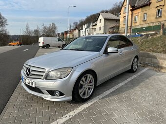 Mercedes-Benz - 2