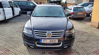 VW Touareg 3,0 TDi 165kW 24v V6 4x4 Individuál - 2