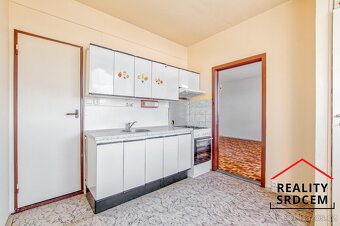 Pronájem družstevního bytu o velikosti 3+1+zasklená lodžie/6 - 2