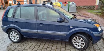 Ford Fusion - 2