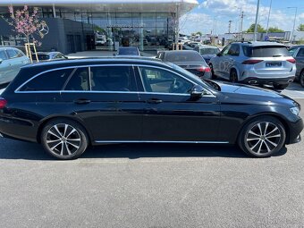 Mercedes E 220 D - 2