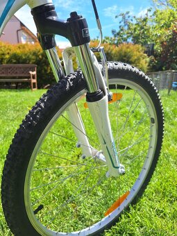 Specialized dívčí/chlapecké kolo Hotrock - 2