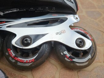 Rostoucí brusle Rollerblade vel. 33-36,5 - 2