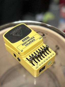 Behringer EQ700 - 2