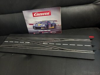 Autodráha carrera digital D132 D124 výhybka X - 2