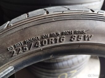 2 LETNÍ FALKEN 225/40 R16 - PĚKNÉ - 2