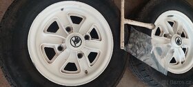 Škoda 120,kola kopretiny 4×130včetně pokliček, matek,klíče. - 2